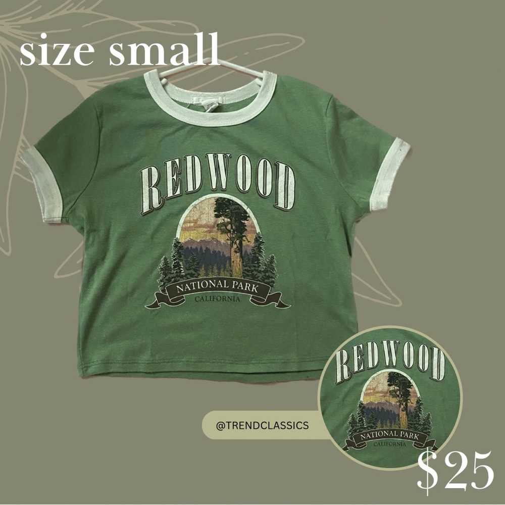 Green, national park baby tee. Size small fits an extra small. Vintage inspired.